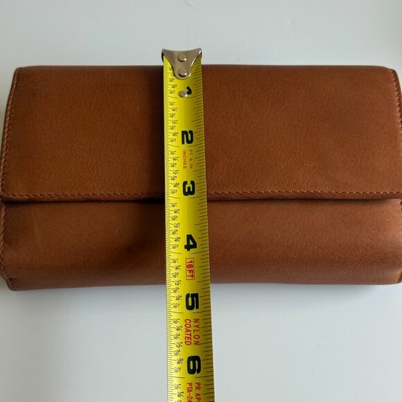 Pelle Studio Tan Leather Wallet - Picture 11 of 11